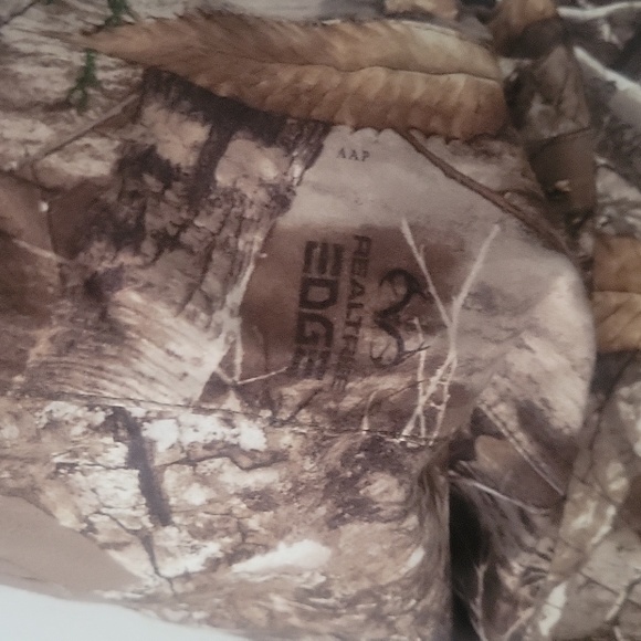 Realtree mens edge padding jacket size large body lining sleeve hood lining - Picture 9 of 10